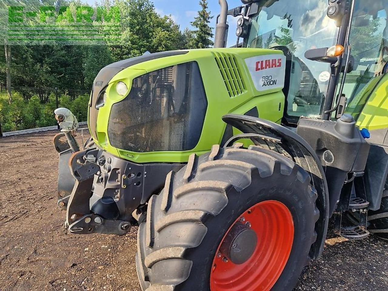 Tracteur agricole CLAAS axion 830 cis