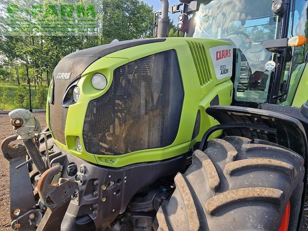 Tracteur agricole CLAAS axion 830 cis