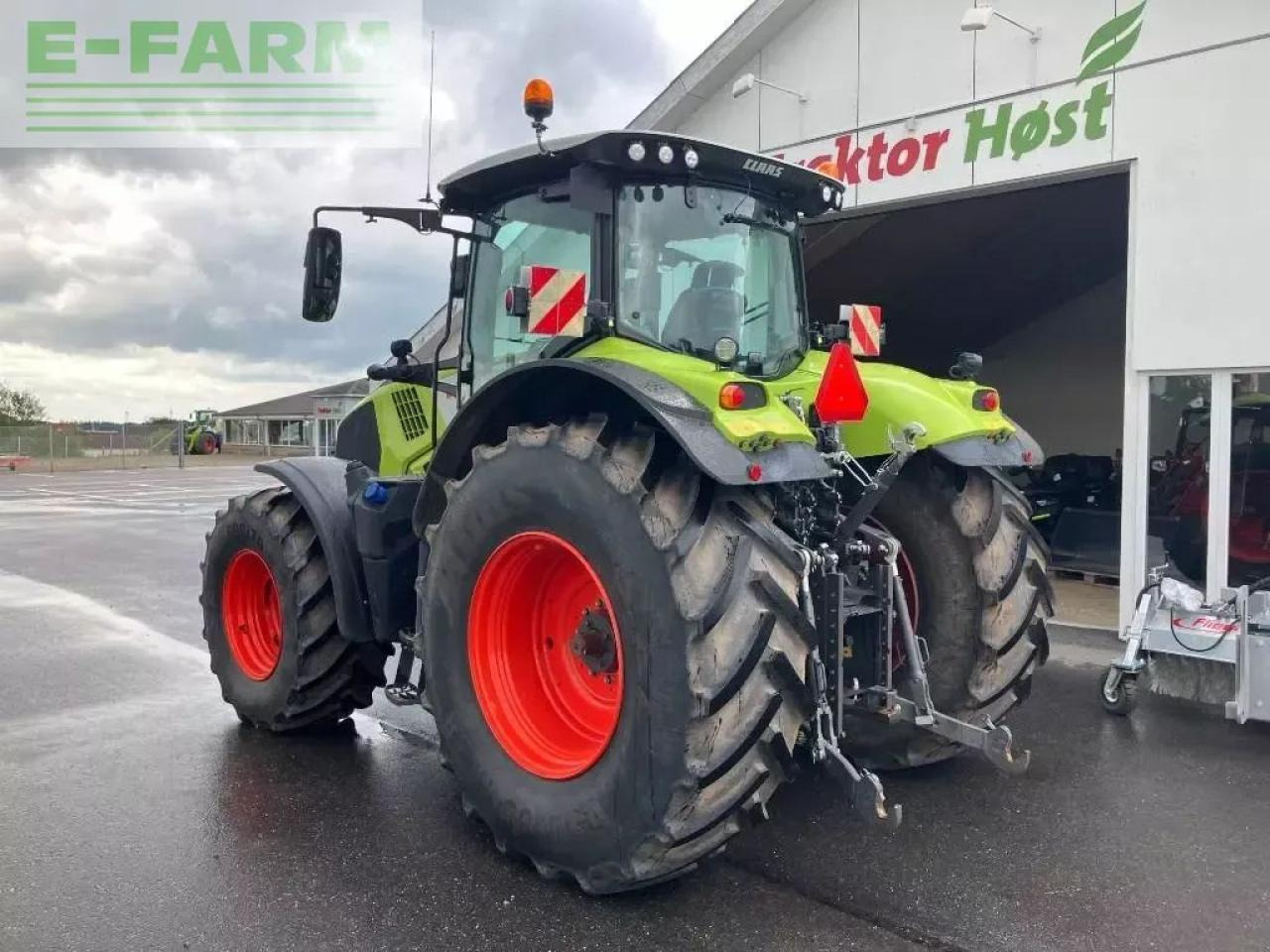 Tracteur agricole CLAAS axion 830 cis+