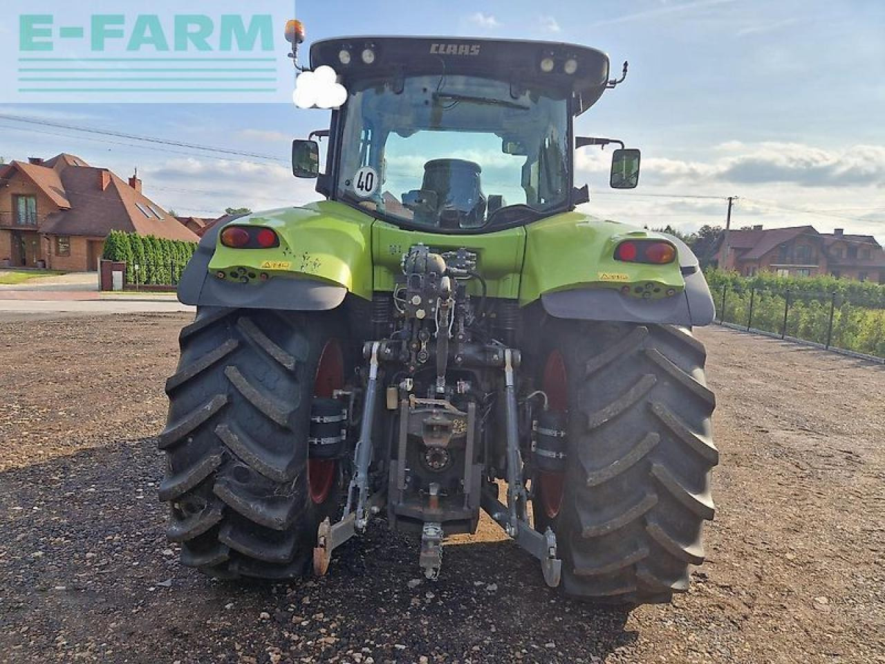 Tracteur agricole CLAAS axion 830 cis