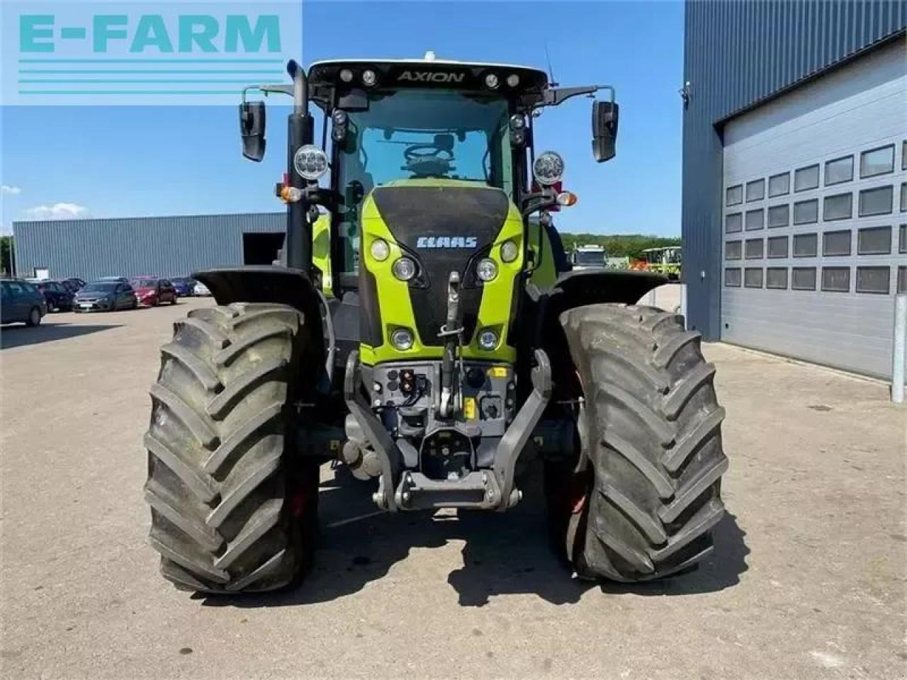 Tracteur agricole CLAAS axion 830 cis + med front pto