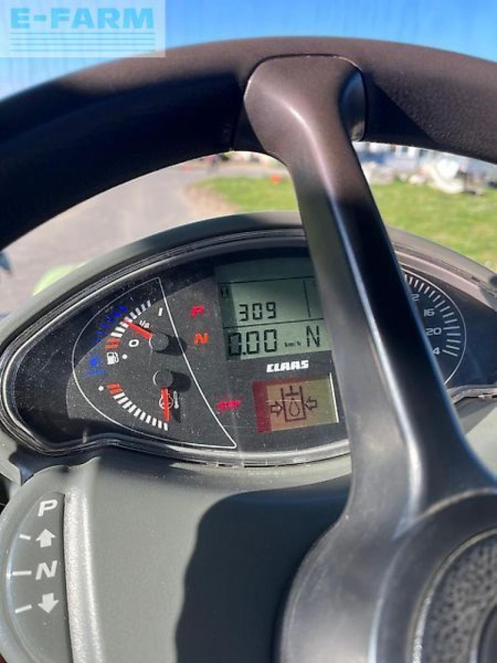 Tracteur agricole CLAAS axion 830 cmatic