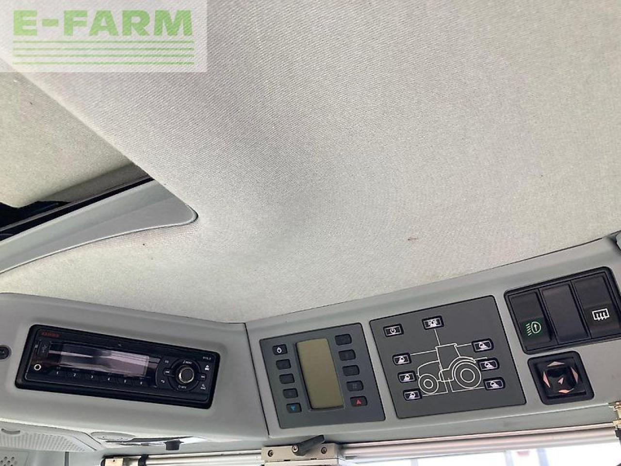 Tracteur agricole CLAAS axion 830 cmatic