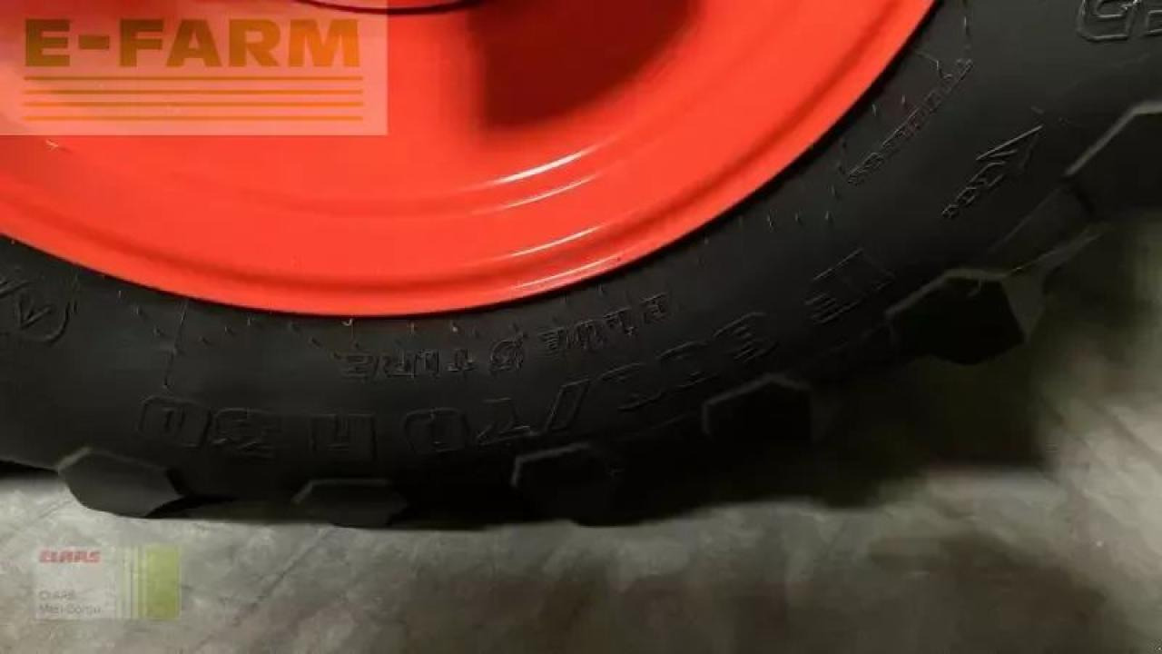 Tracteur agricole CLAAS axion 830 cmatic