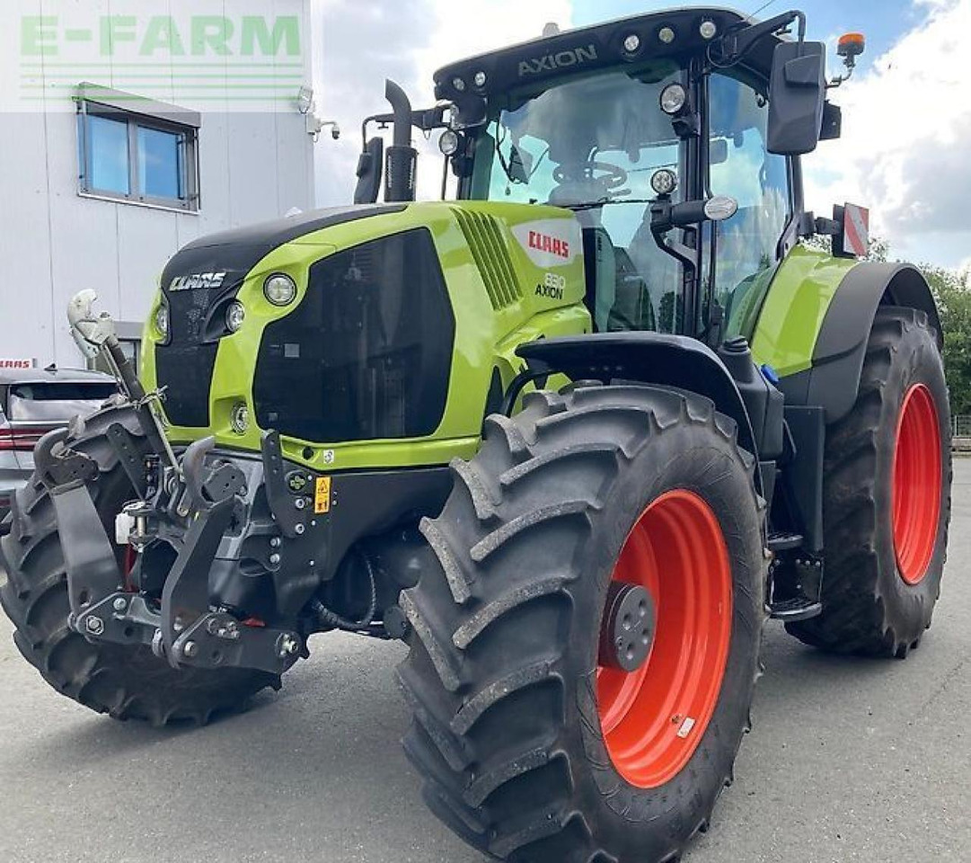 Tracteur agricole CLAAS axion 830 cmatic
