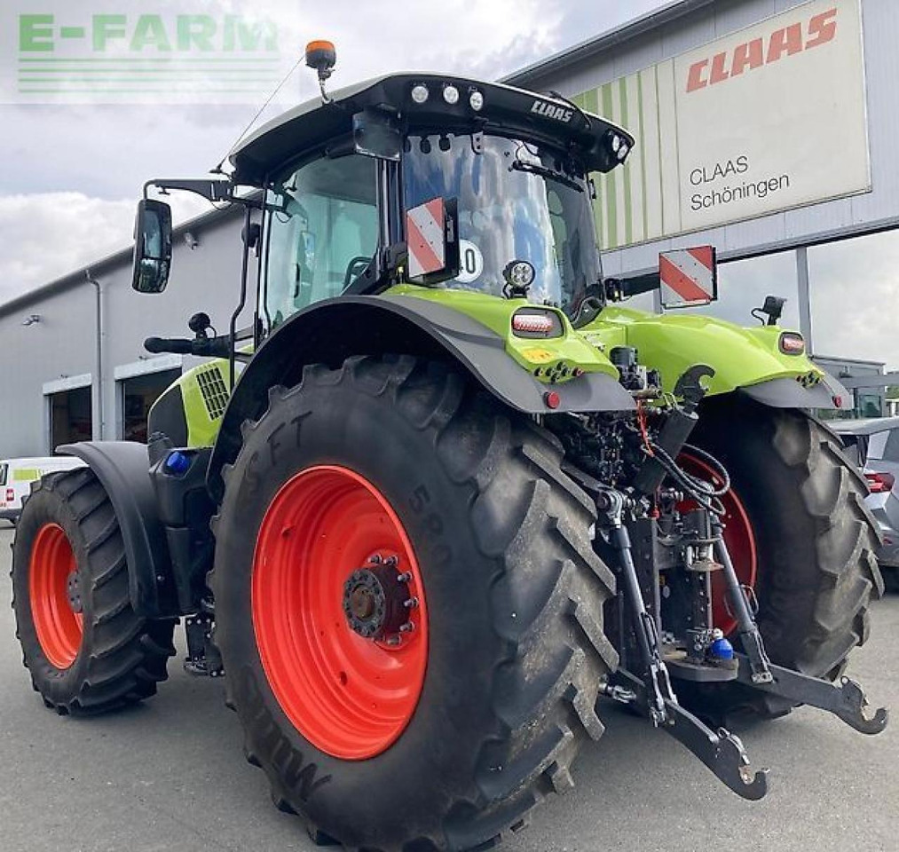 Tracteur agricole CLAAS axion 830 cmatic