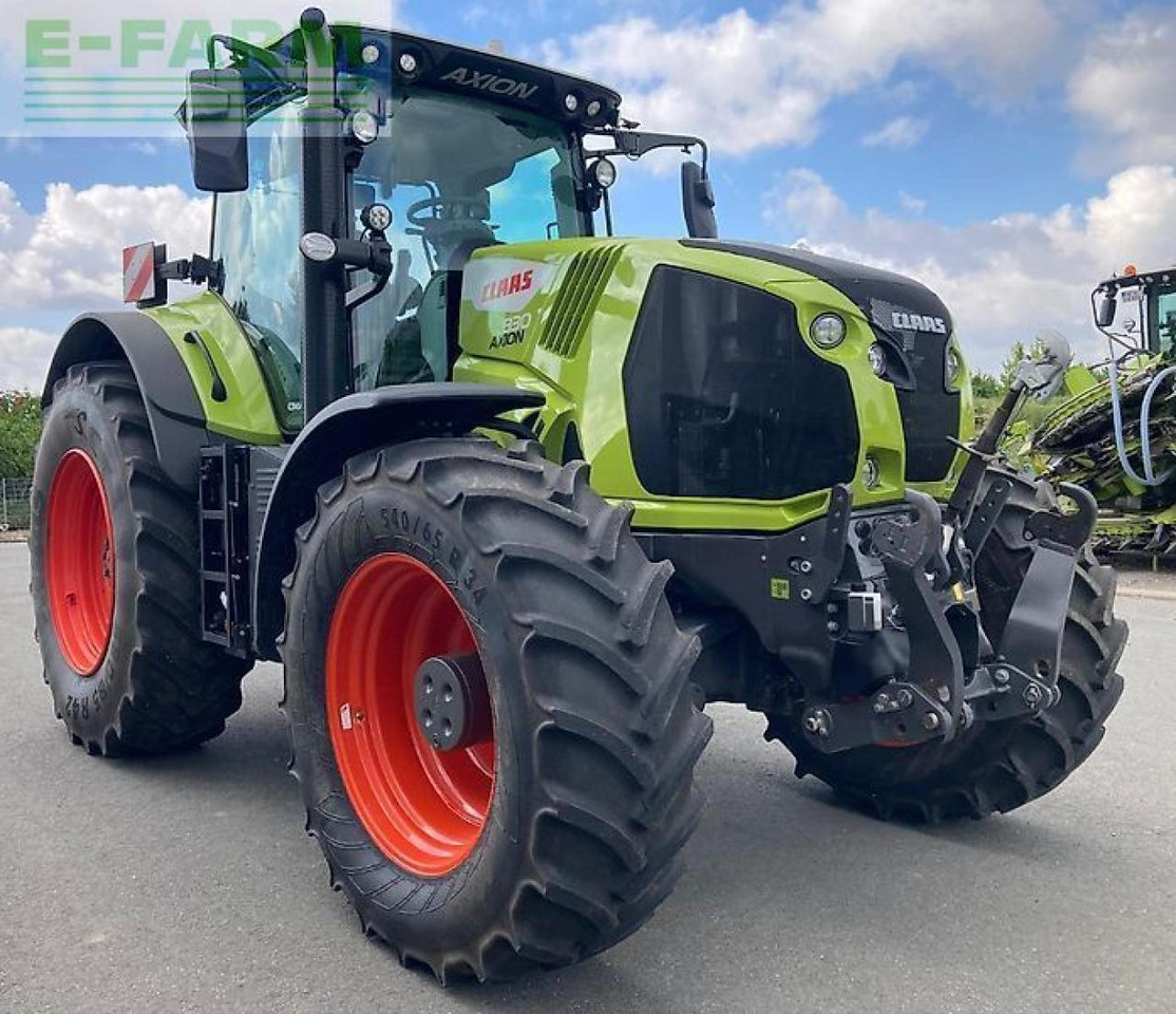 Tracteur agricole CLAAS axion 830 cmatic