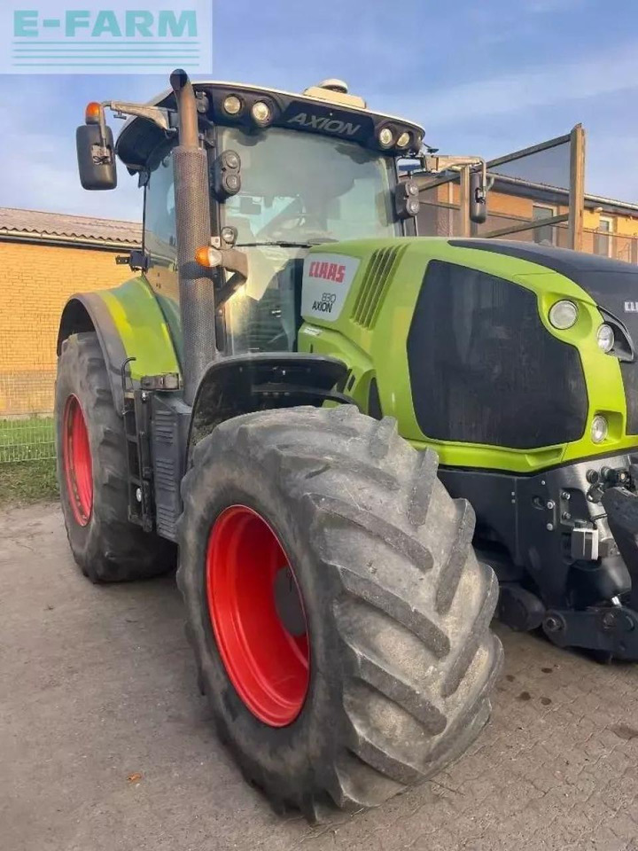 Tracteur agricole CLAAS axion 830 cmatic CMATIC