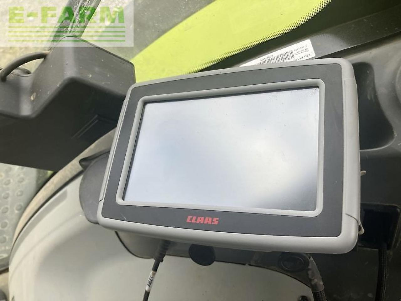 Tracteur agricole CLAAS axion 830 cmatic CMATIC