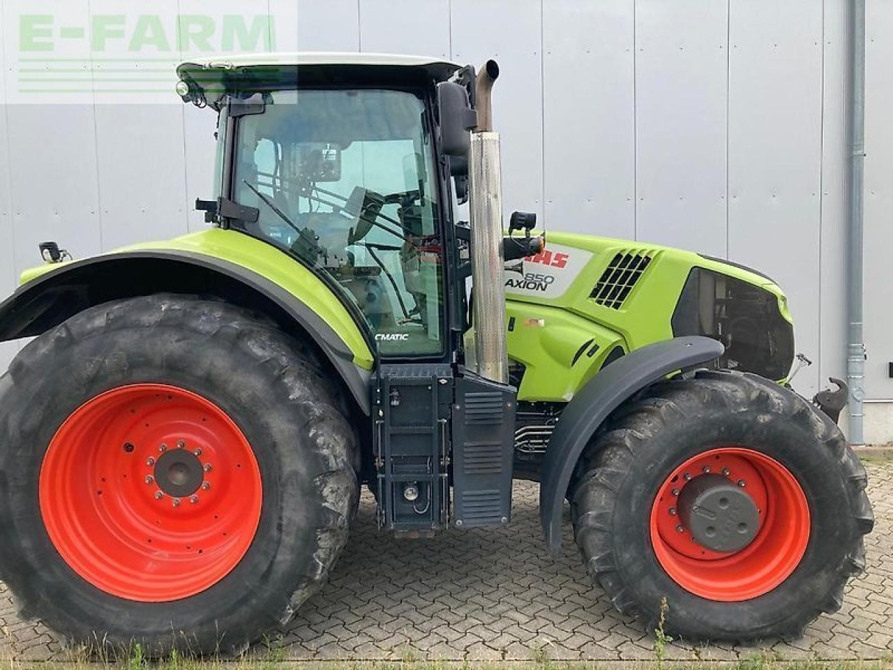 Tracteur agricole CLAAS axion 830 cmatic CMATIC