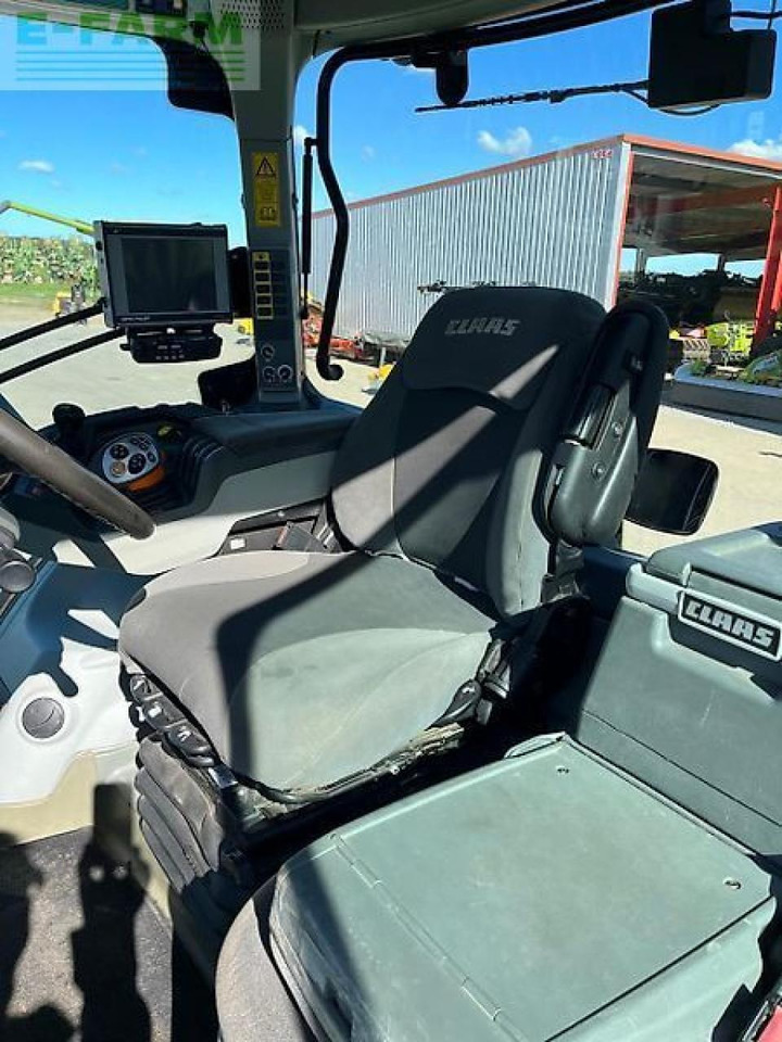 Tracteur agricole CLAAS axion 830 cmatic CMATIC