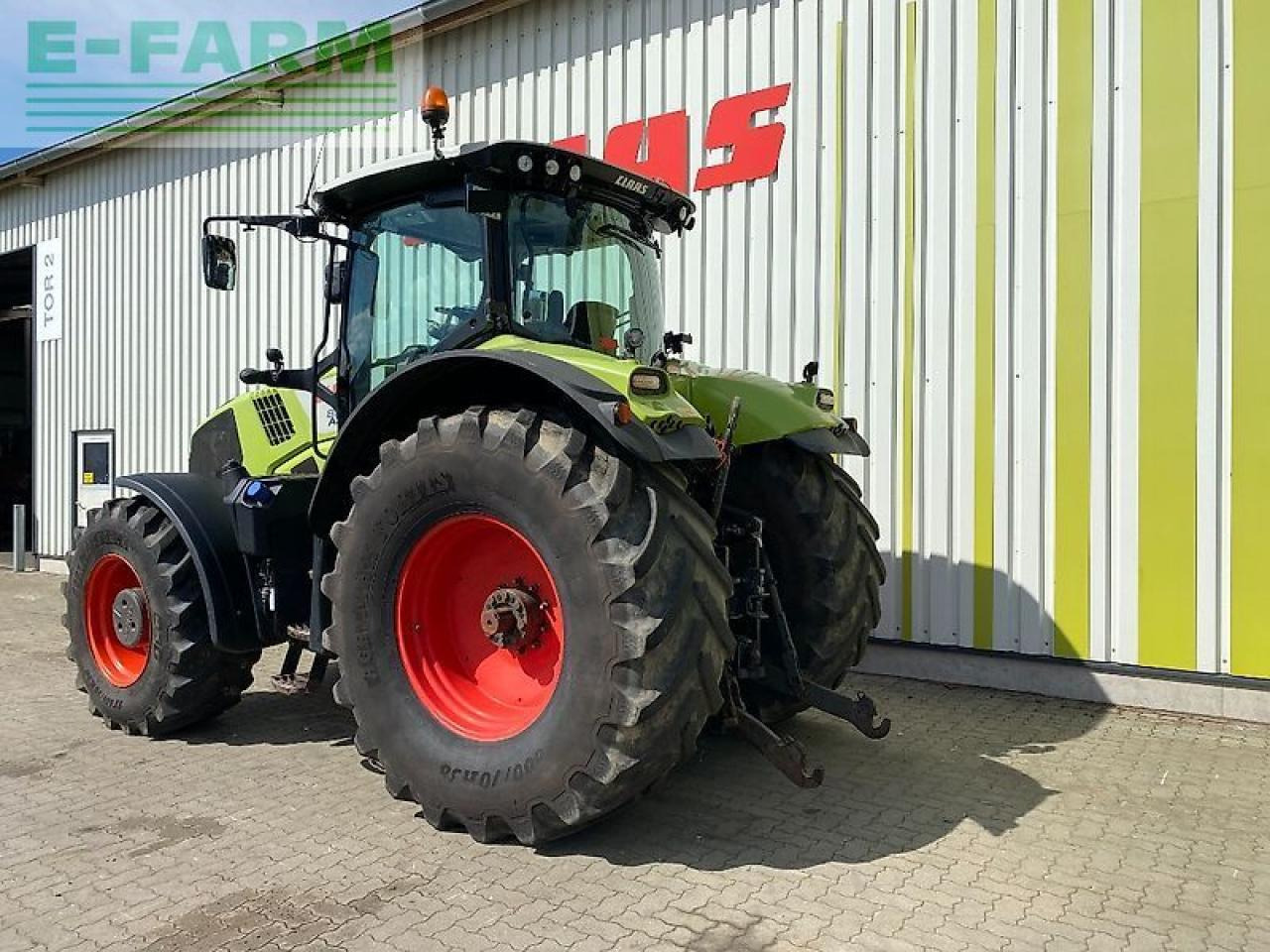 Tracteur agricole CLAAS axion 830 cmatic CMATIC