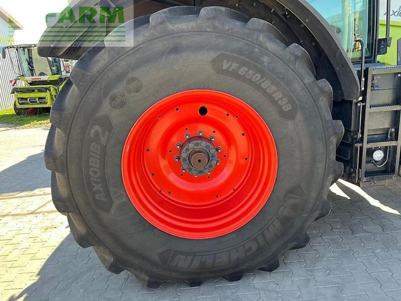 Tracteur agricole CLAAS axion 830 cmatic CMATIC