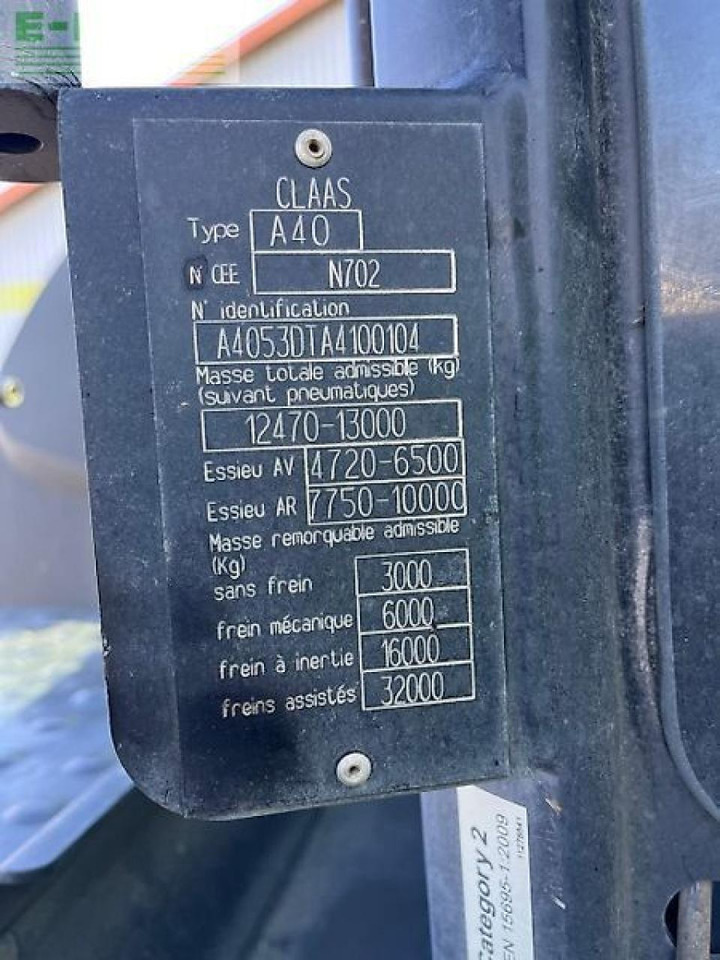 Tracteur agricole CLAAS axion 830 cmatic CMATIC