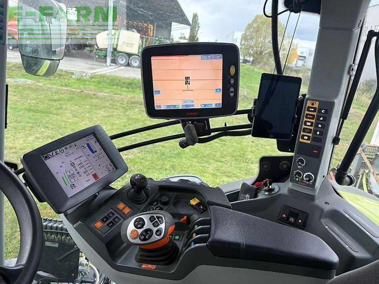 Tracteur agricole CLAAS axion 830 cmatic CMATIC