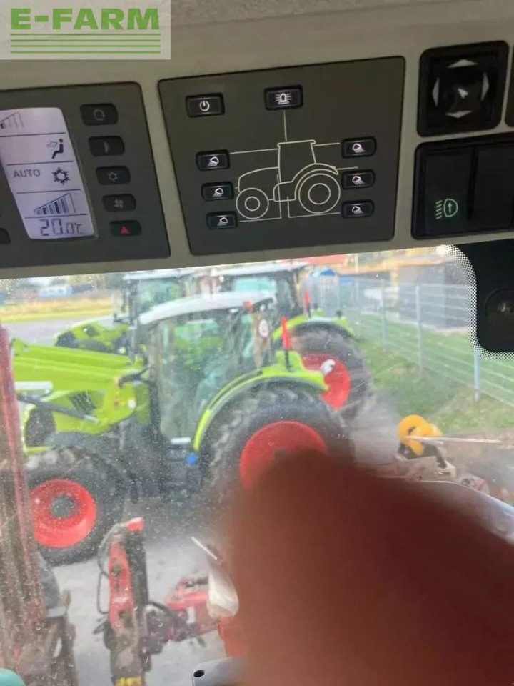 Tracteur agricole CLAAS axion 830 cmatic CMATIC