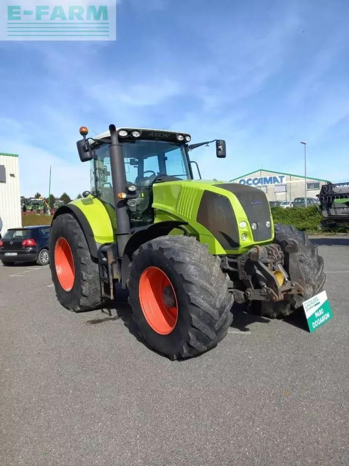 Tracteur agricole CLAAS axion 840