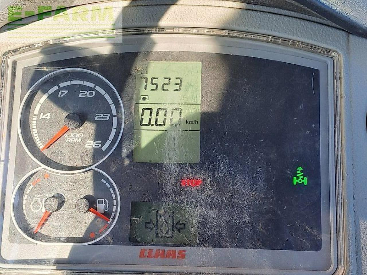 Tracteur agricole CLAAS axion 840 c-matic CMATIC