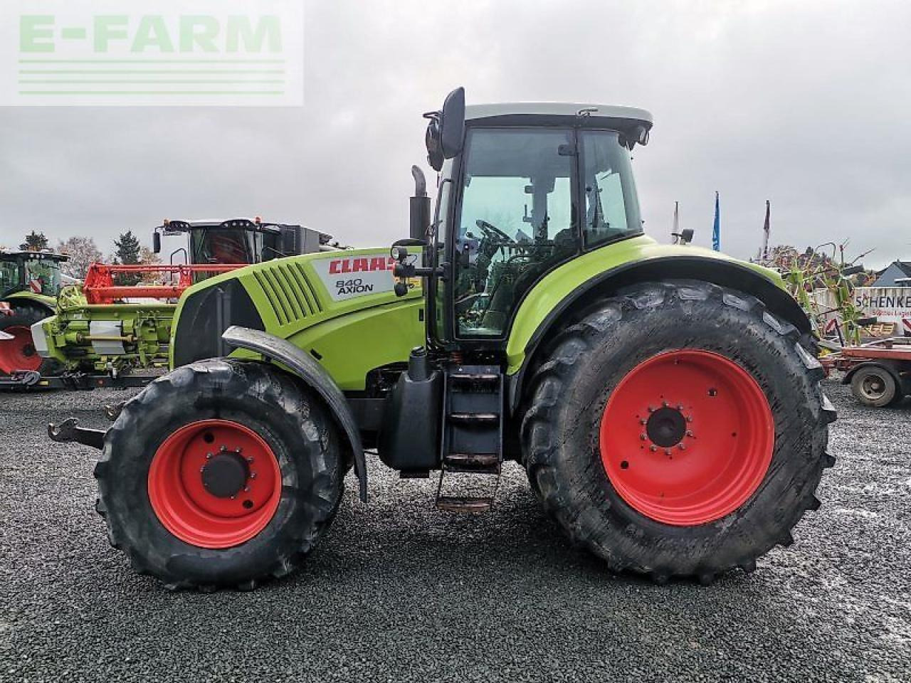 Tracteur agricole CLAAS axion 840 hexashift HEXASHIFT