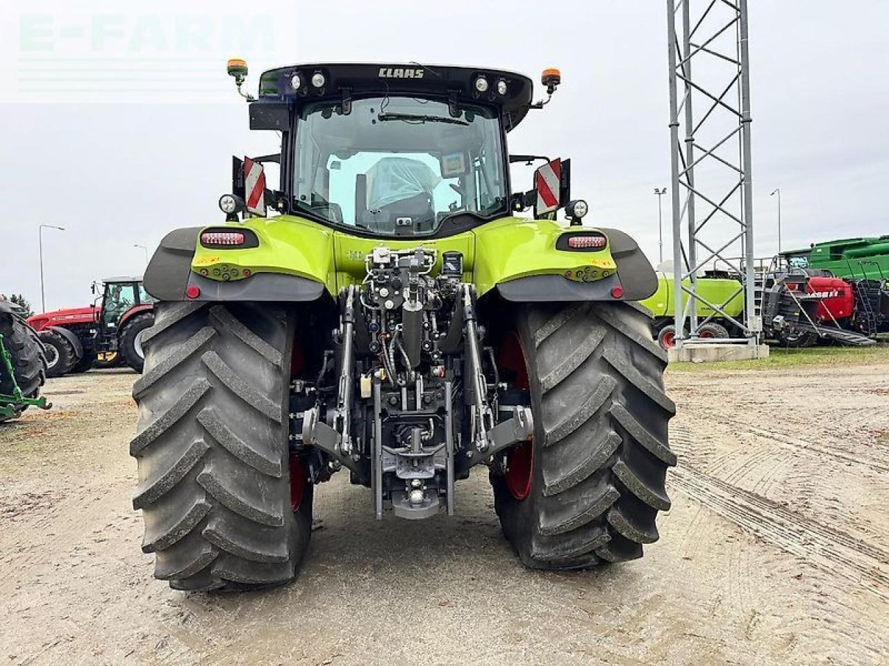 Tracteur agricole CLAAS axion 850