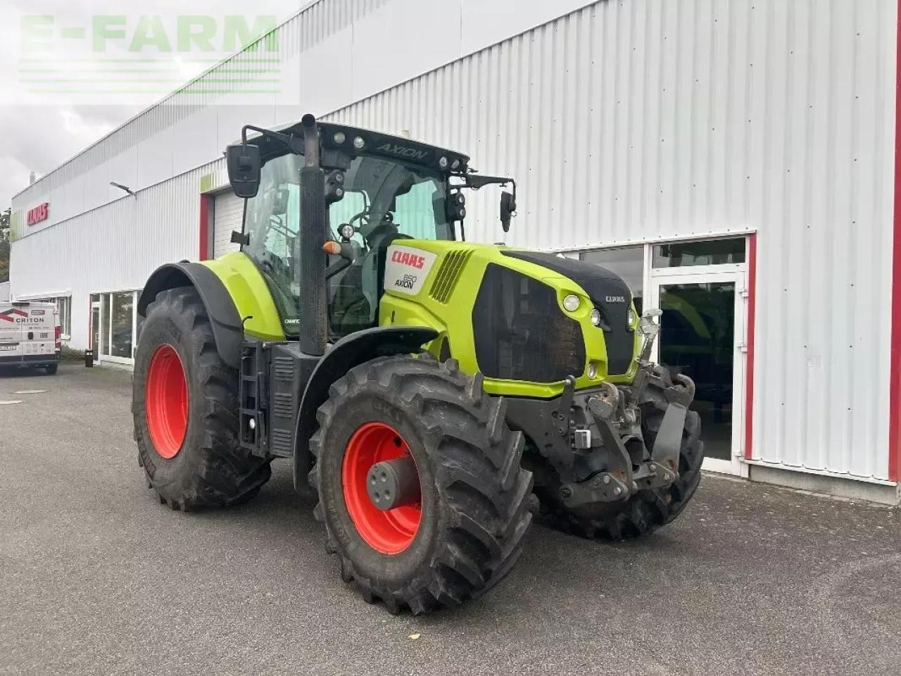 Tracteur agricole CLAAS axion 850