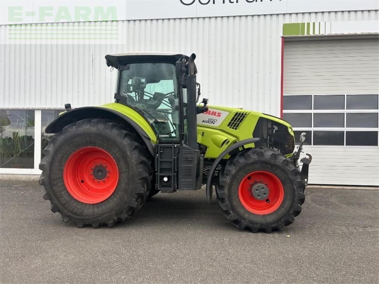 Tracteur agricole CLAAS axion 850