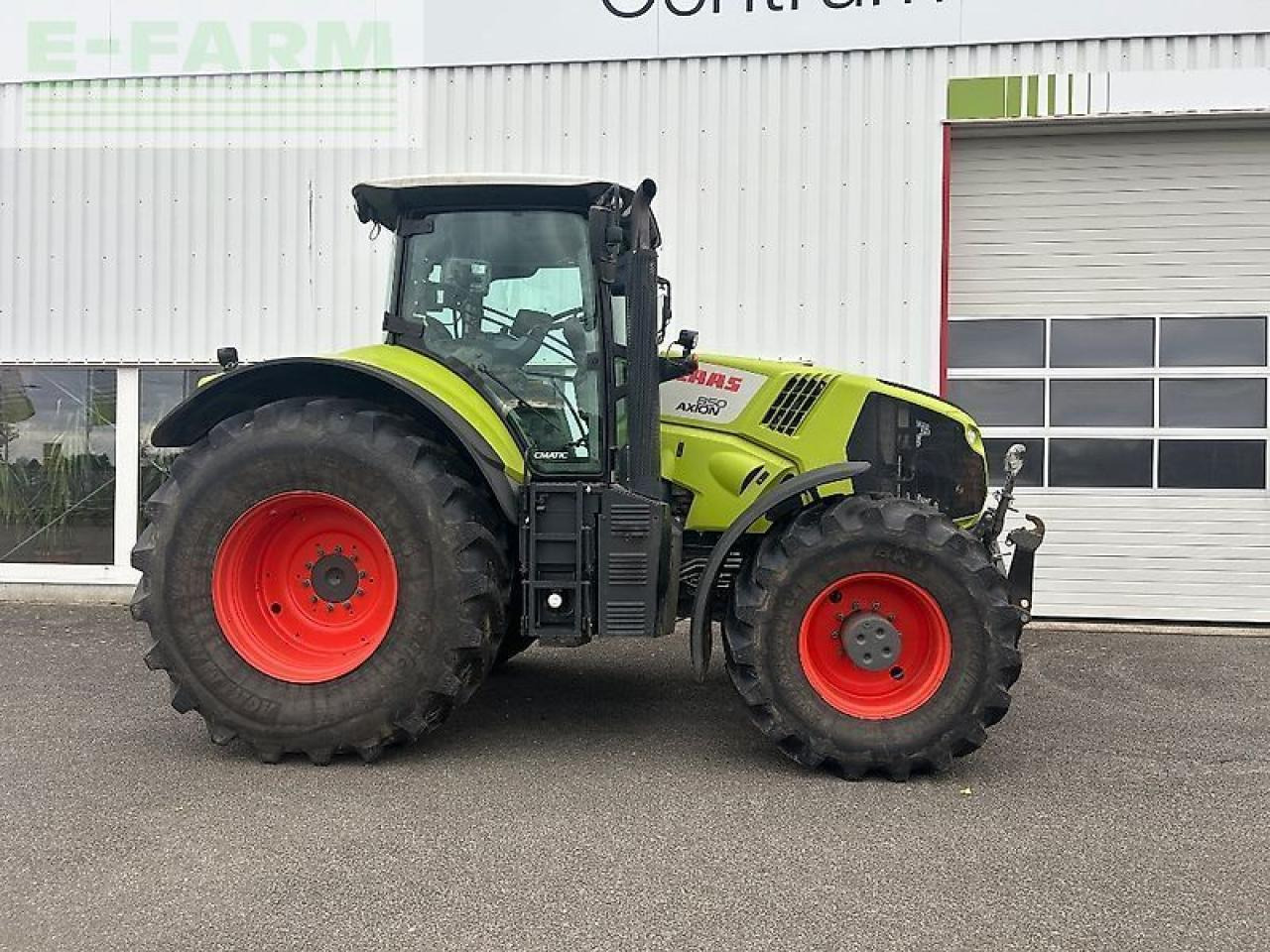 Tracteur agricole CLAAS axion 850