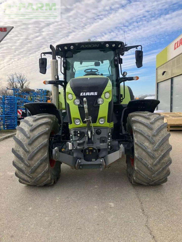 Tracteur agricole CLAAS axion 850