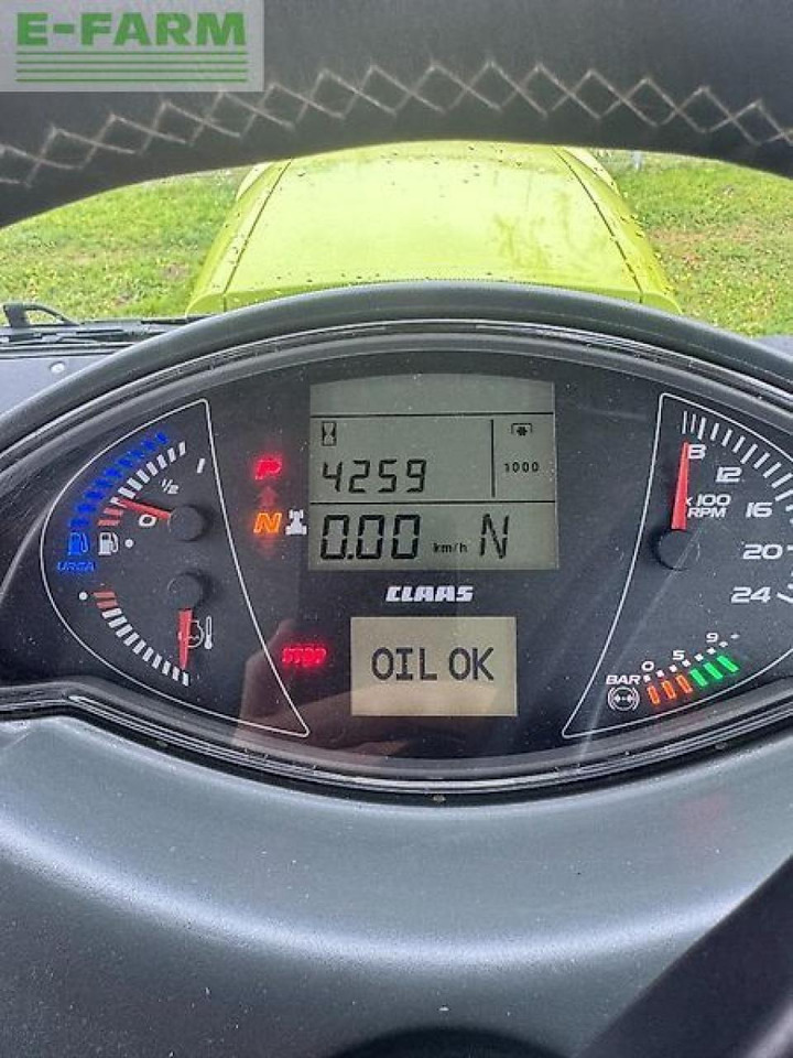 Tracteur agricole CLAAS axion 850