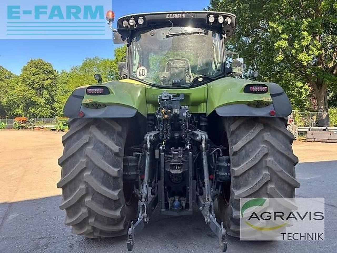 Tracteur agricole CLAAS axion 850