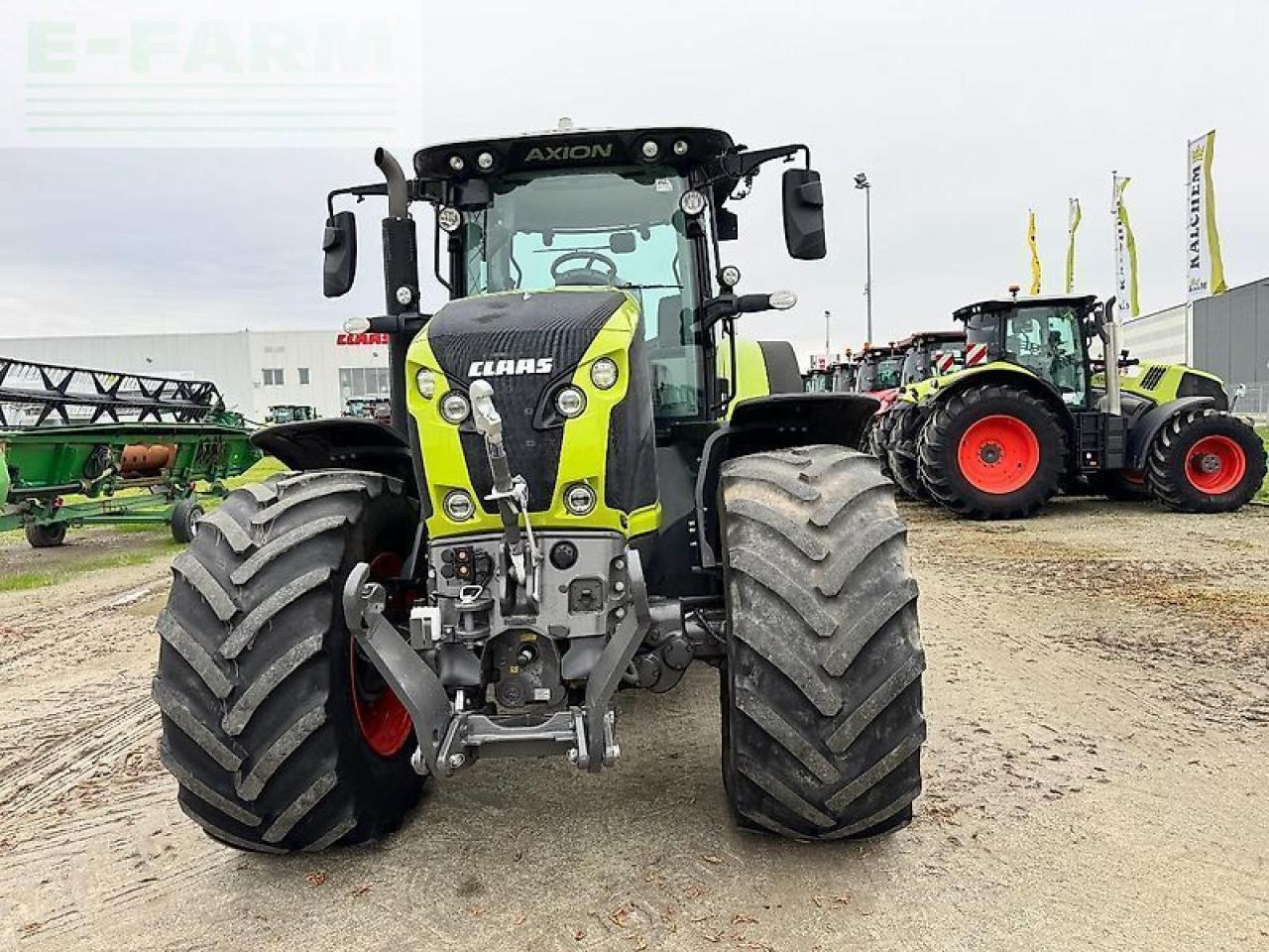 Tracteur agricole CLAAS axion 850