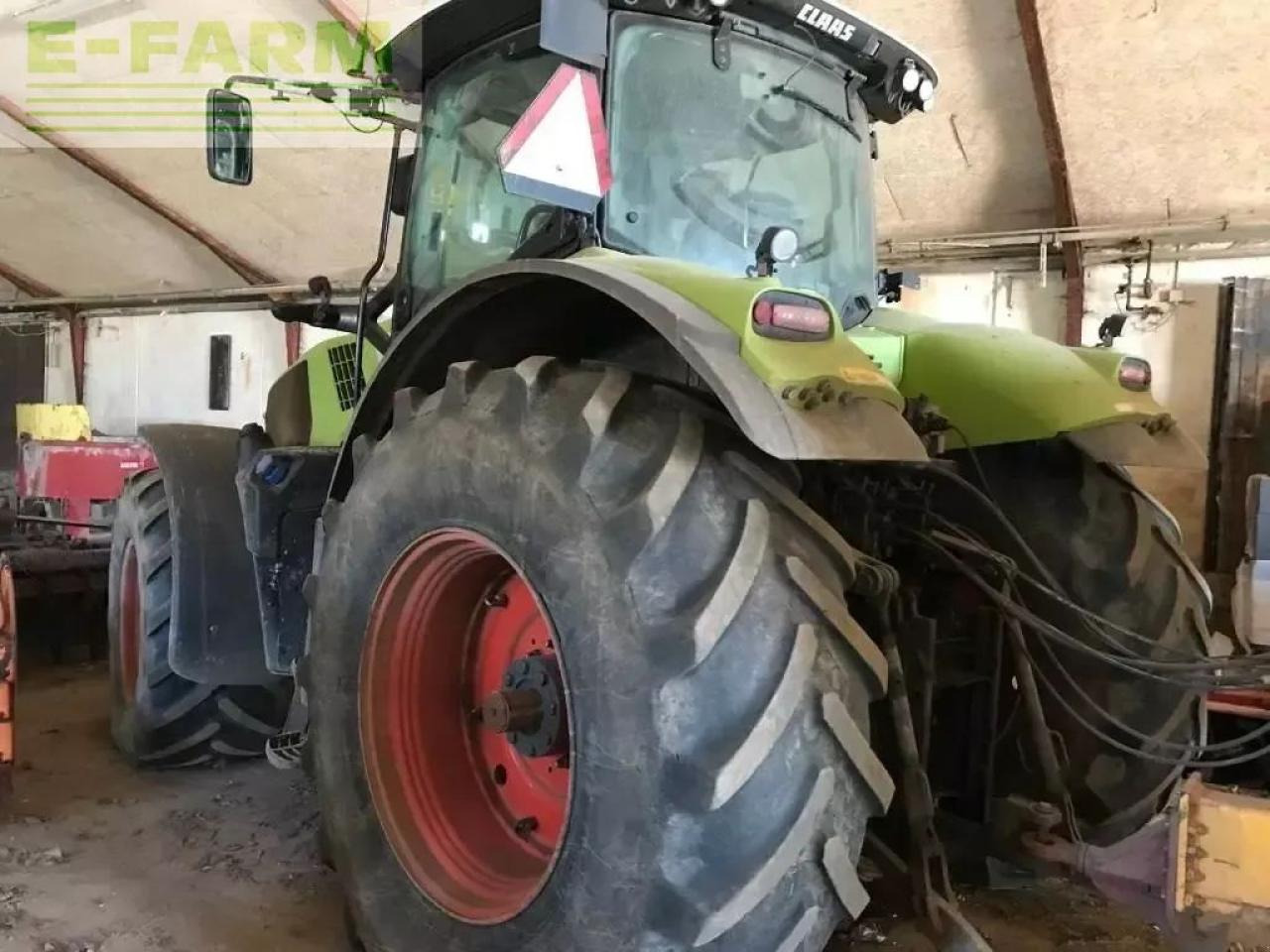 Tracteur agricole CLAAS axion 850 cebis