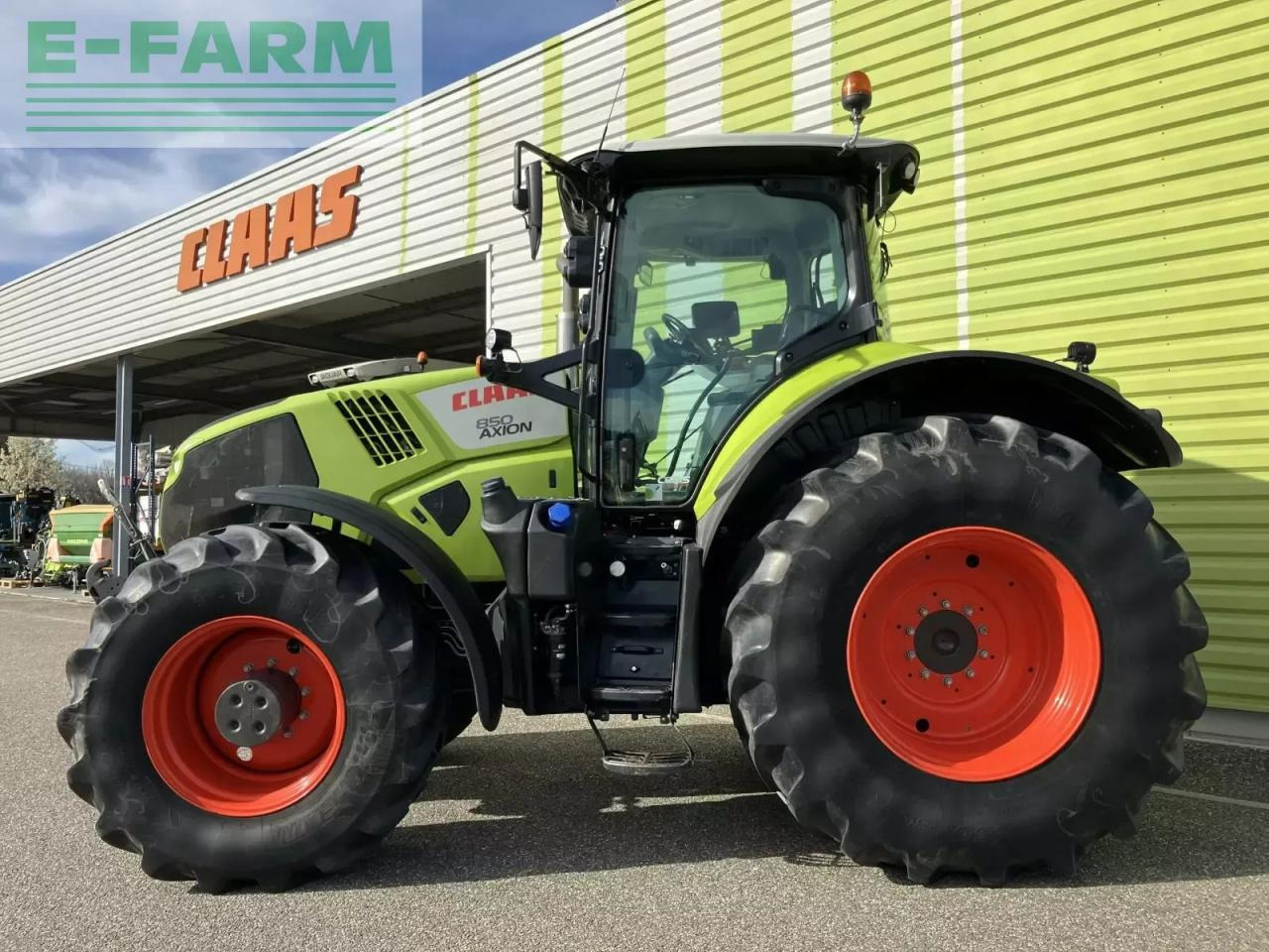Tracteur agricole CLAAS axion 850 cebis + gps