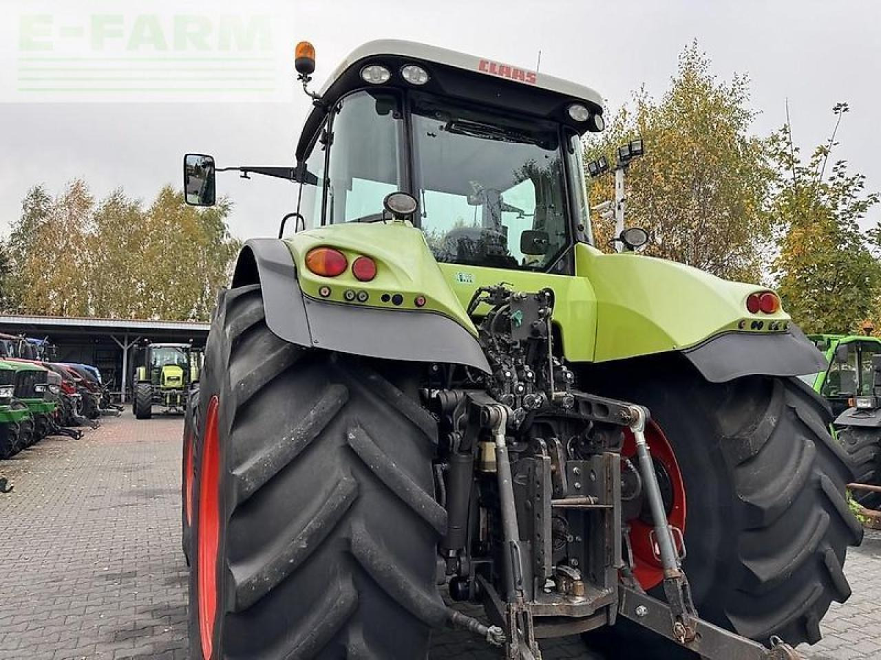 Tracteur agricole CLAAS axion 850 cis