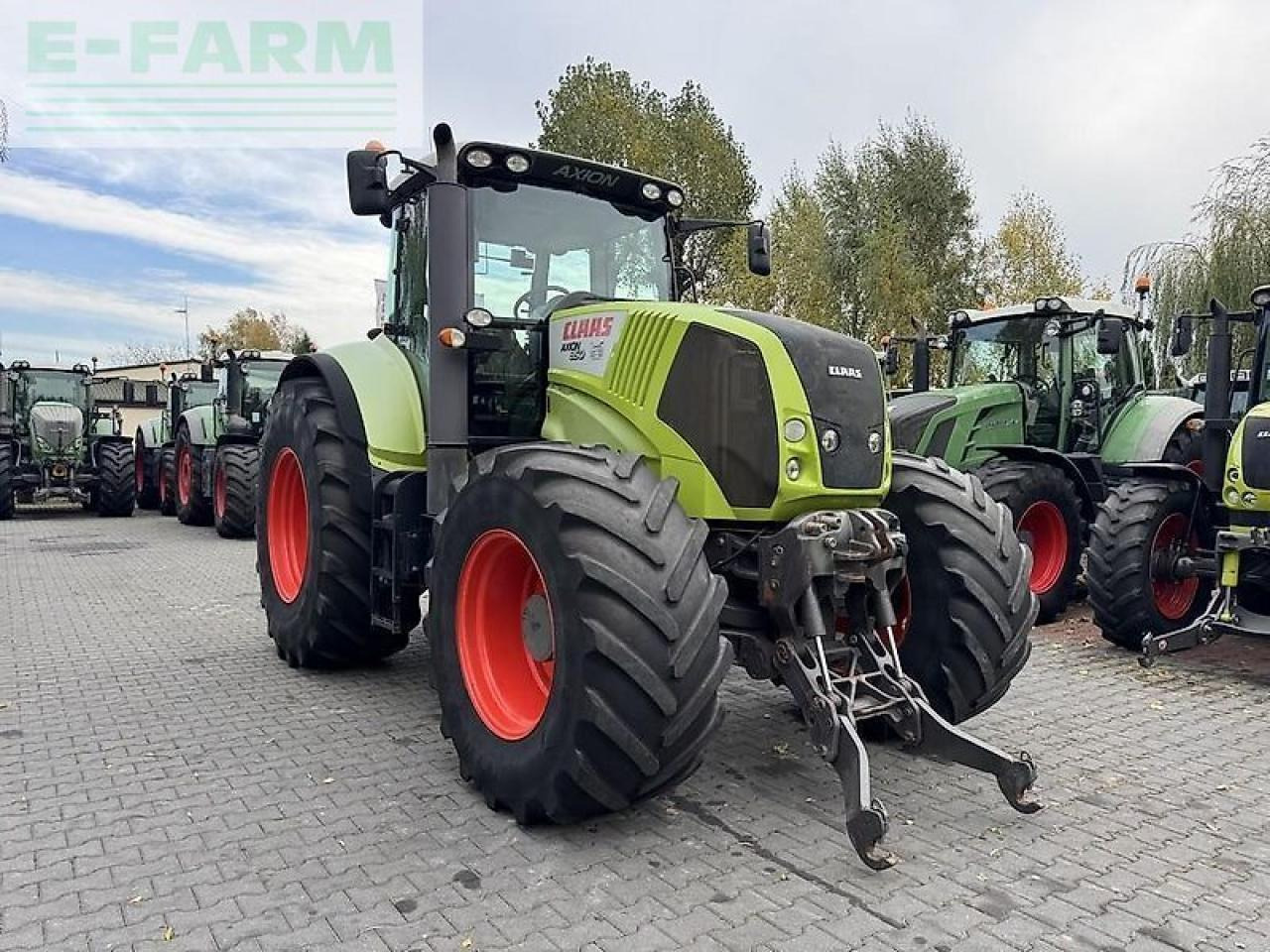 Tracteur agricole CLAAS axion 850 cis