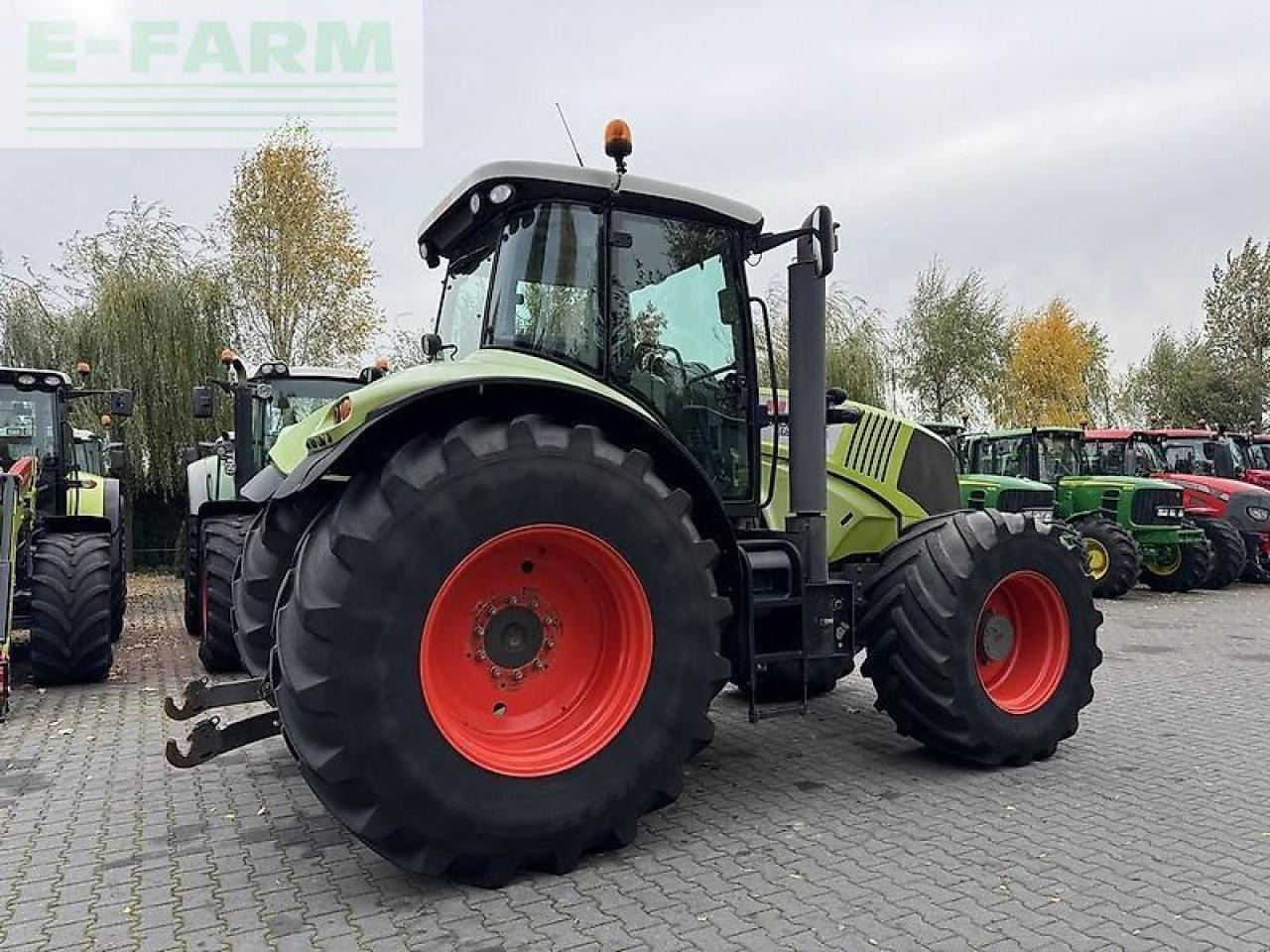 Tracteur agricole CLAAS axion 850 cis