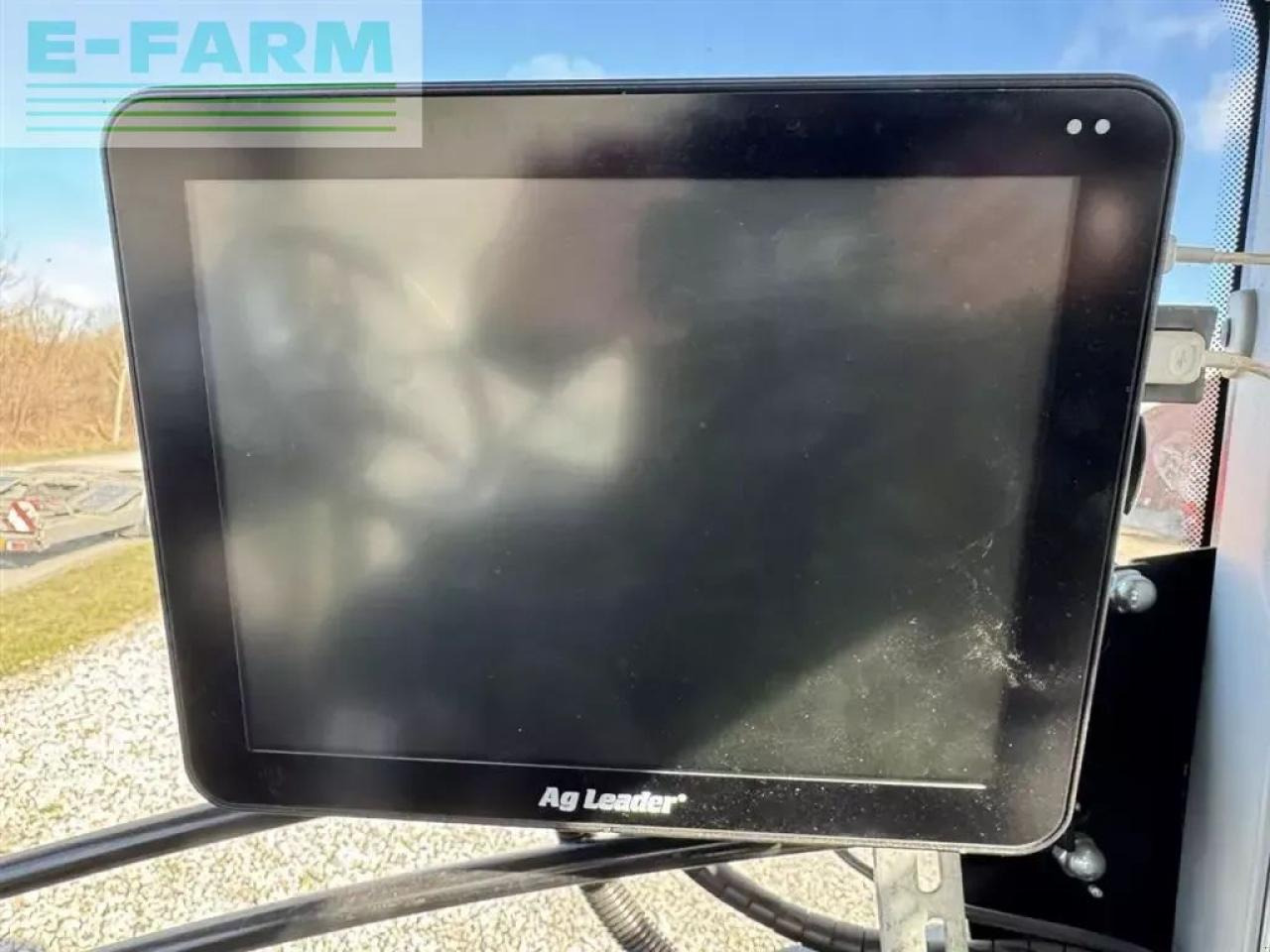 Tracteur agricole CLAAS axion 850 cmatic CMATIC