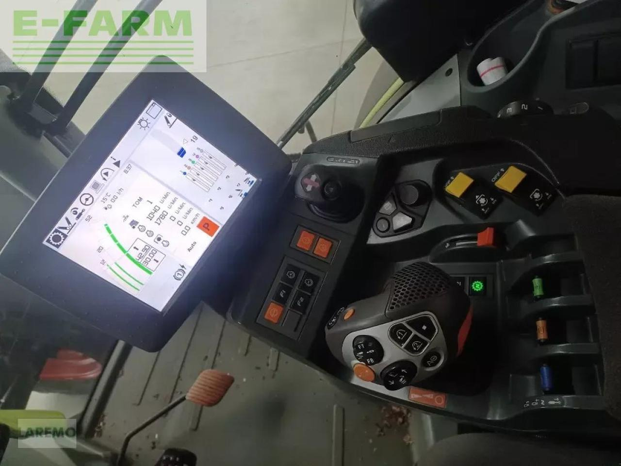 Tracteur agricole CLAAS axion 850 cmatic cebis CMATIC CEBIS