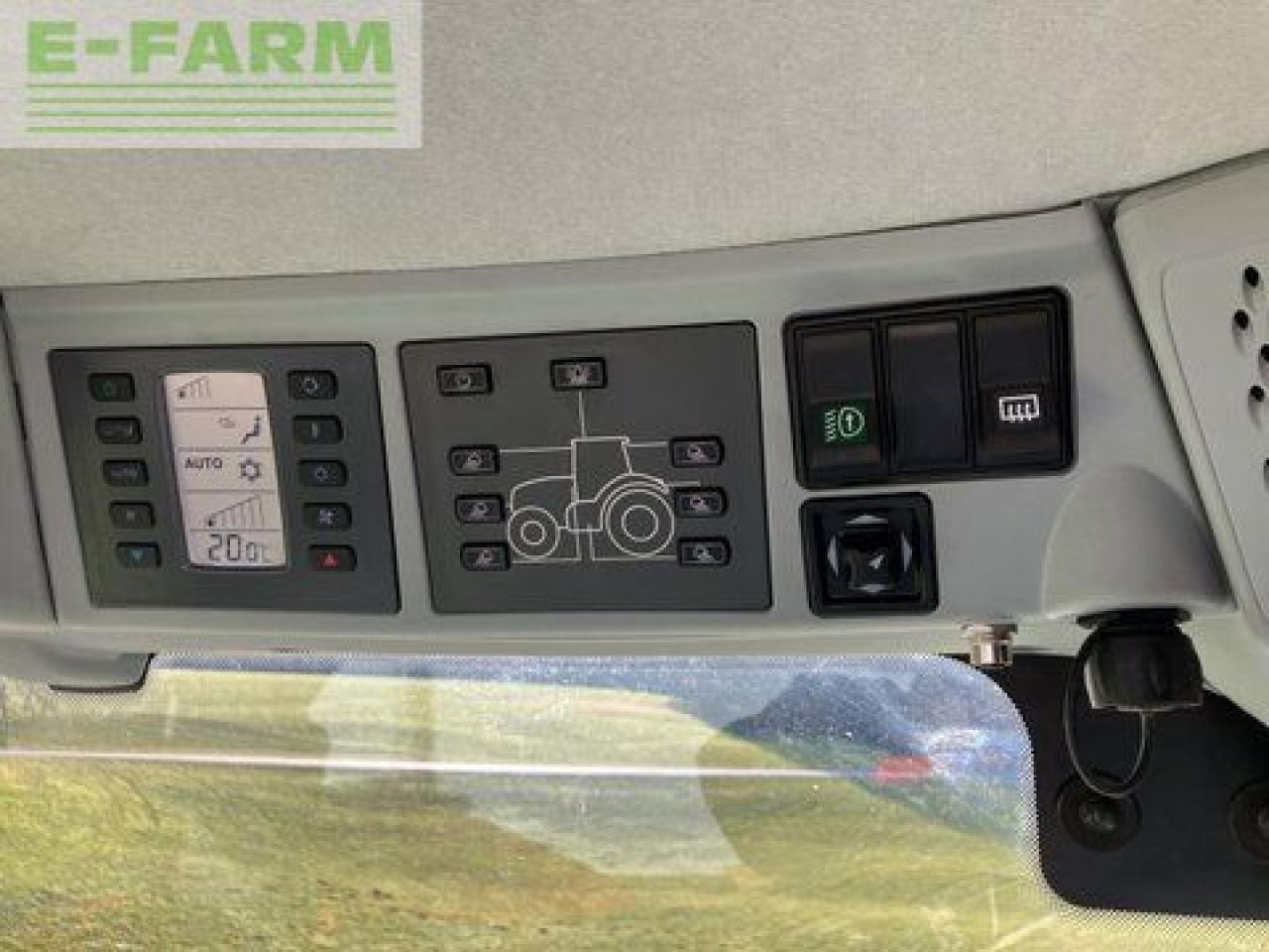 Tracteur agricole CLAAS axion 850 cmatic cebis CMATIC CEBIS