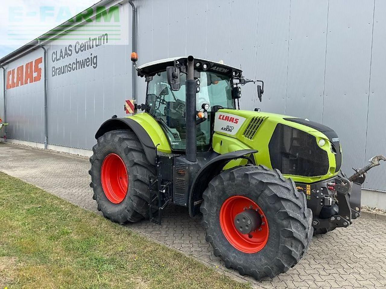 Tracteur agricole CLAAS axion 870