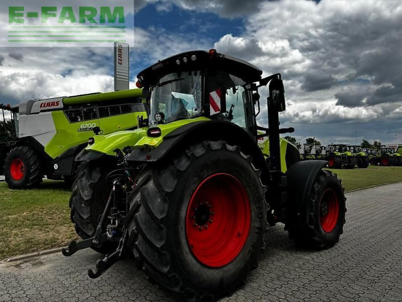 Tracteur agricole CLAAS axion 870