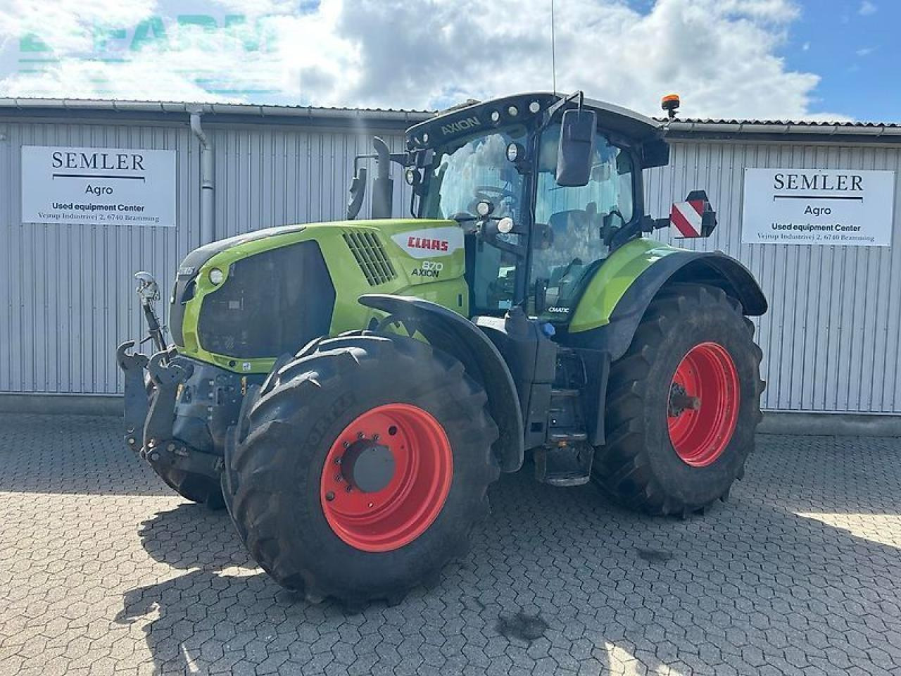 Tracteur agricole CLAAS axion 870