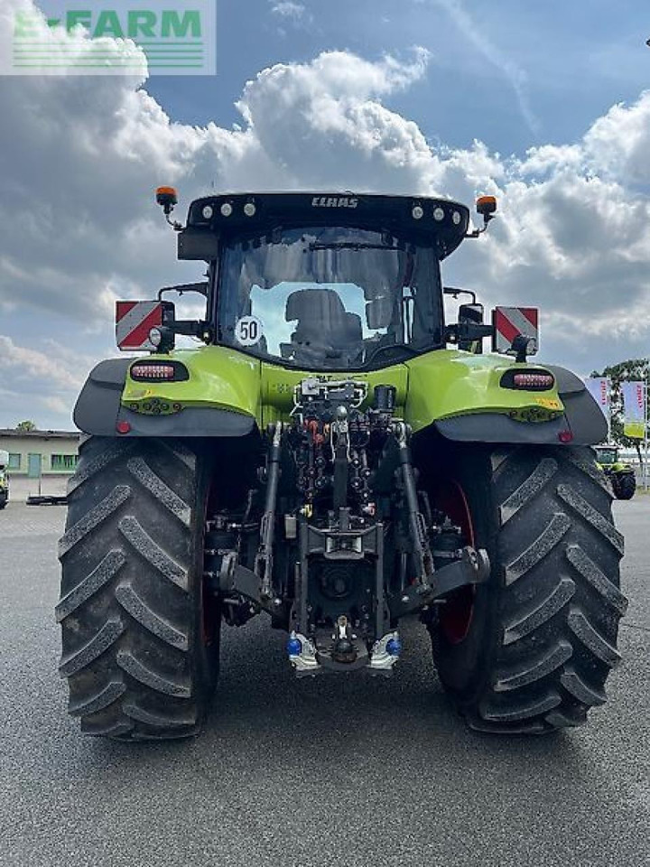 Tracteur agricole CLAAS axion 870
