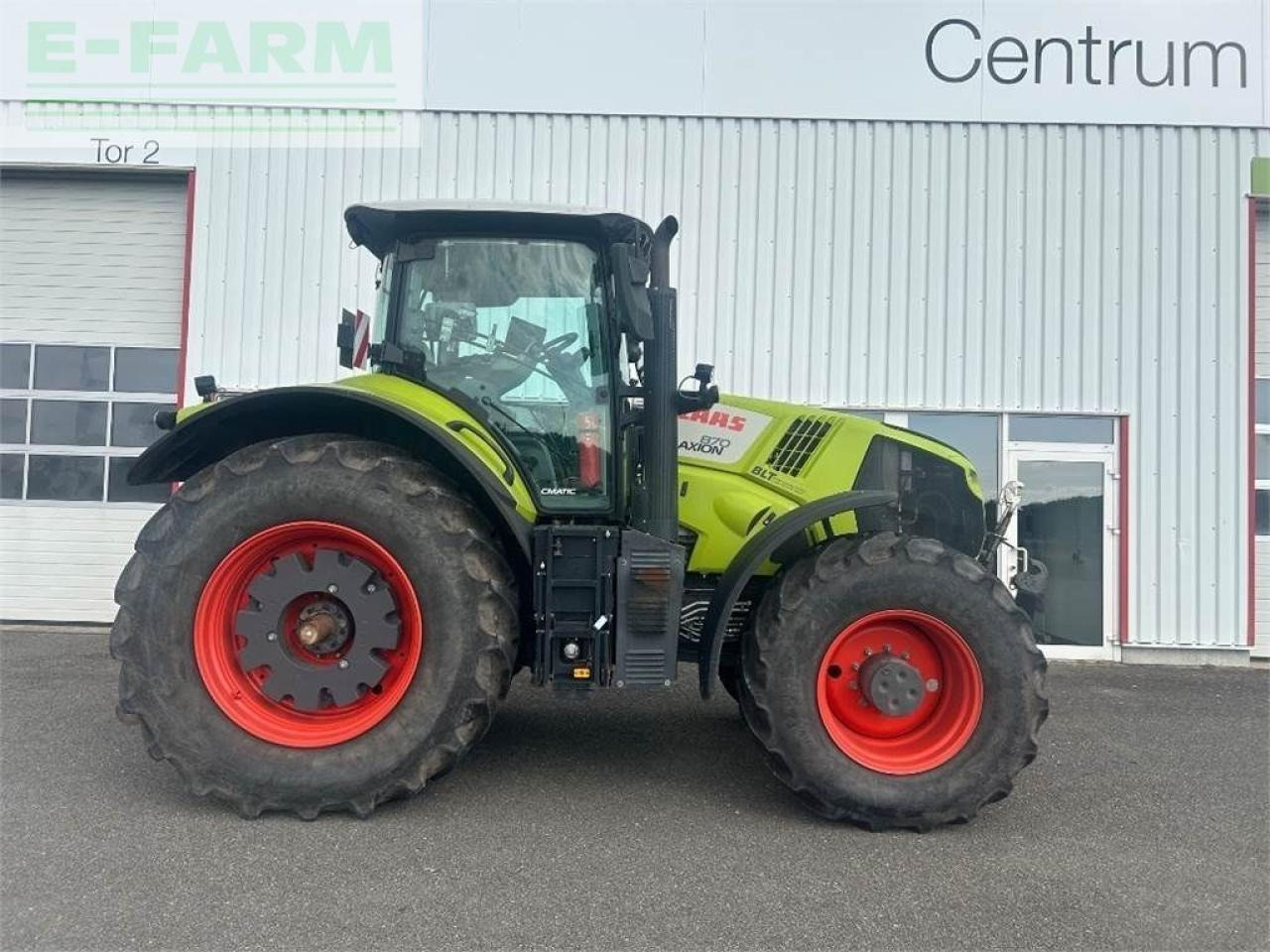 Tracteur agricole CLAAS axion 870