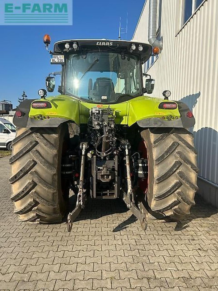 Tracteur agricole CLAAS axion 870