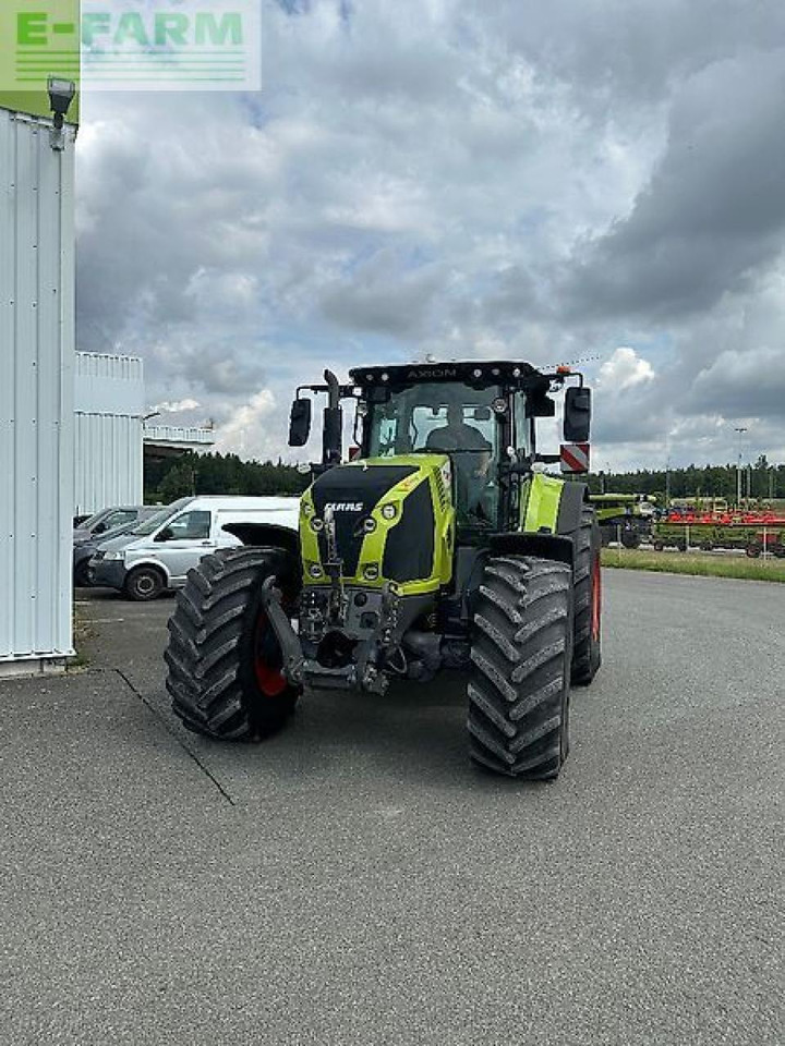 Tracteur agricole CLAAS axion 870