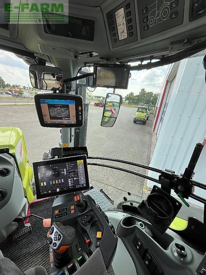 Tracteur agricole CLAAS axion 870