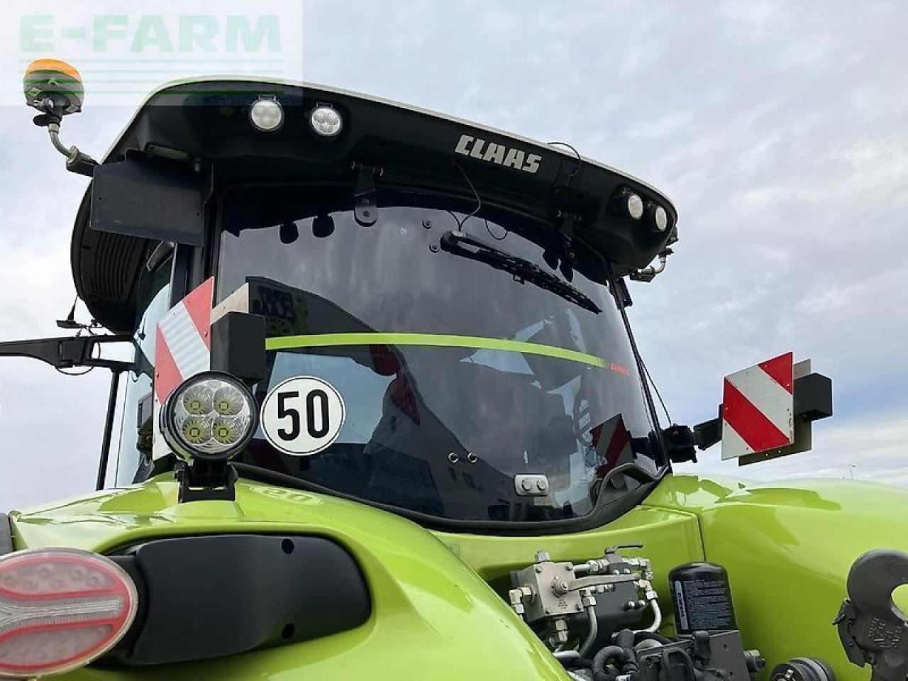 Tracteur agricole CLAAS axion 870