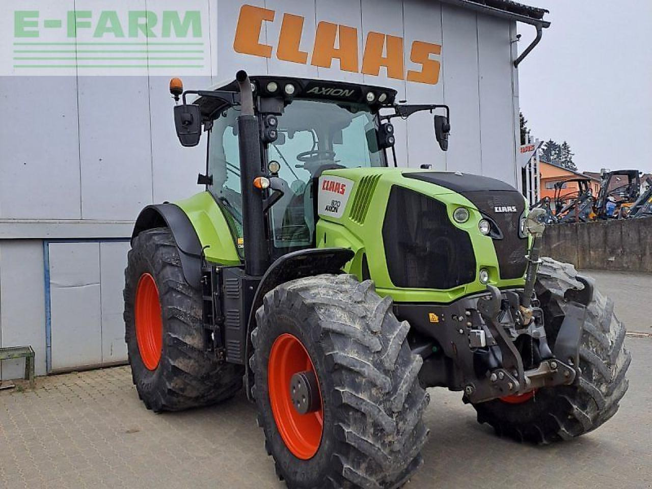 Tracteur agricole CLAAS axion 870 c-matic CMATIC