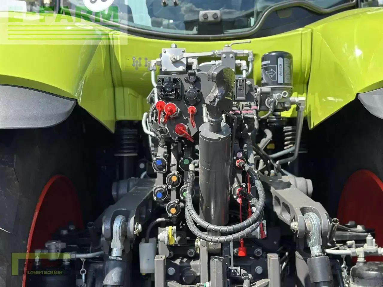 Tracteur agricole CLAAS axion 870 cebis cmatic CMATIC CEBIS